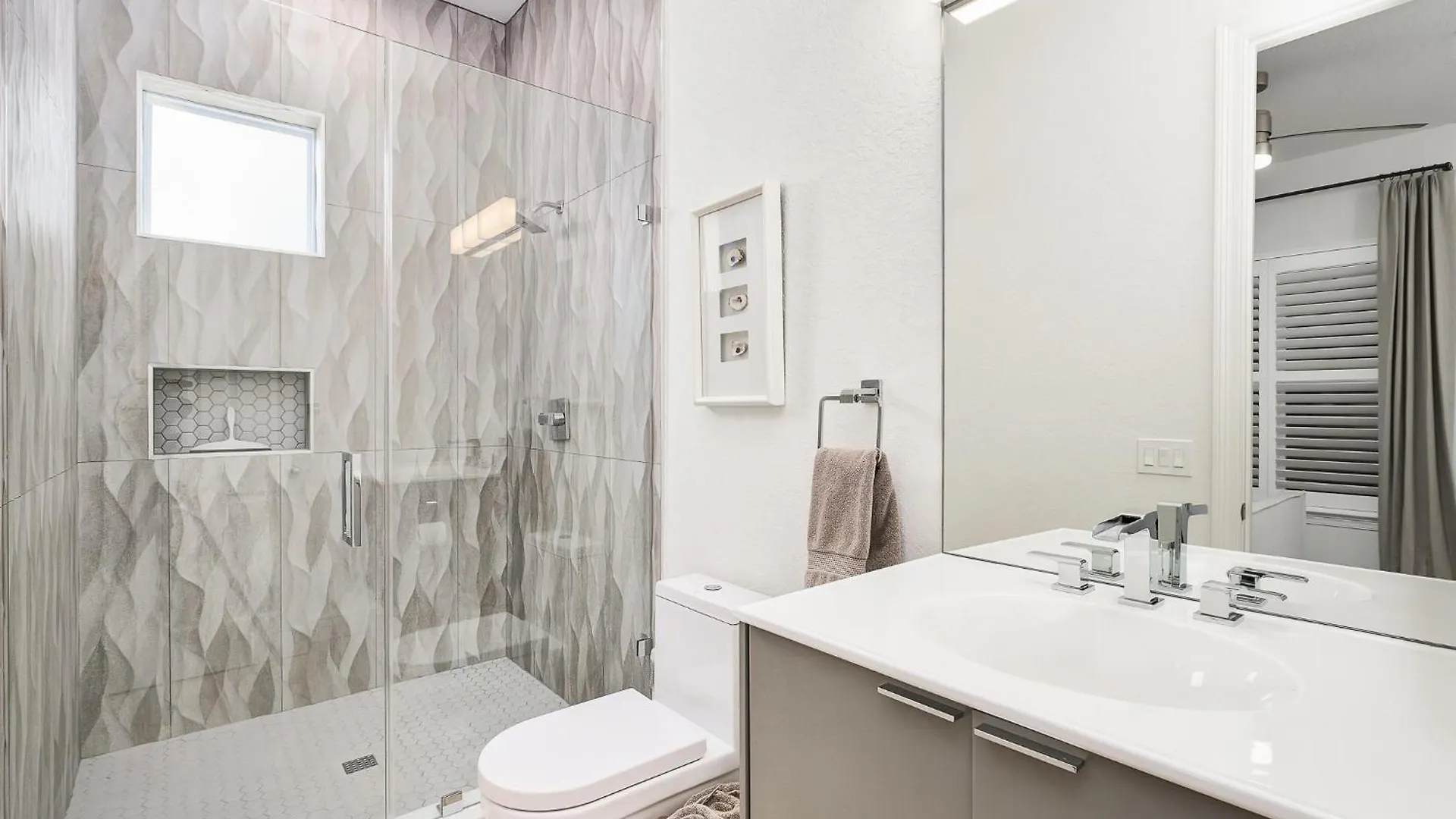 Beach View - Gated Community With Pool Hot Tub Destin