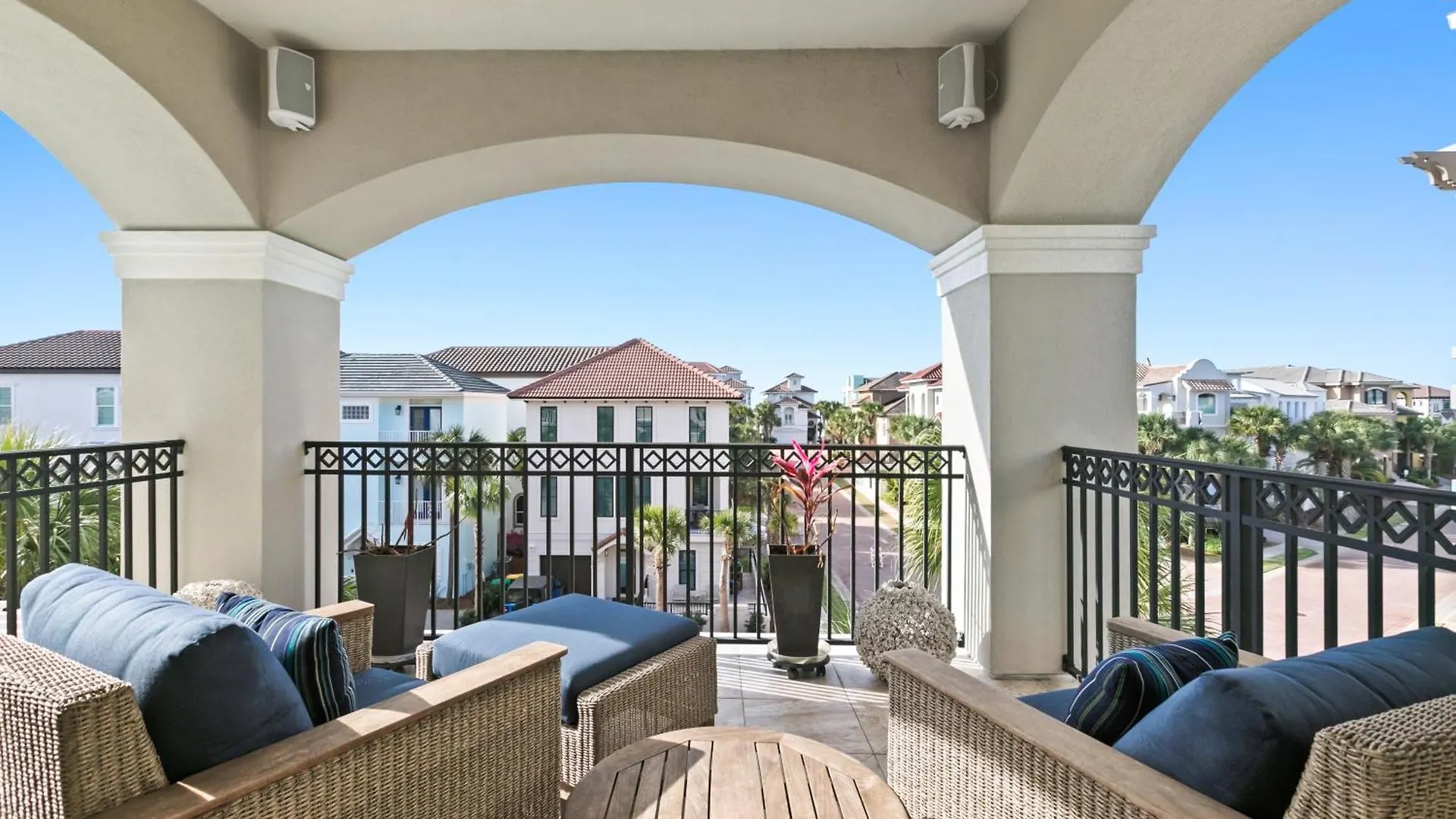 Beach View - Gated Community With Pool Hot Tub Destin
