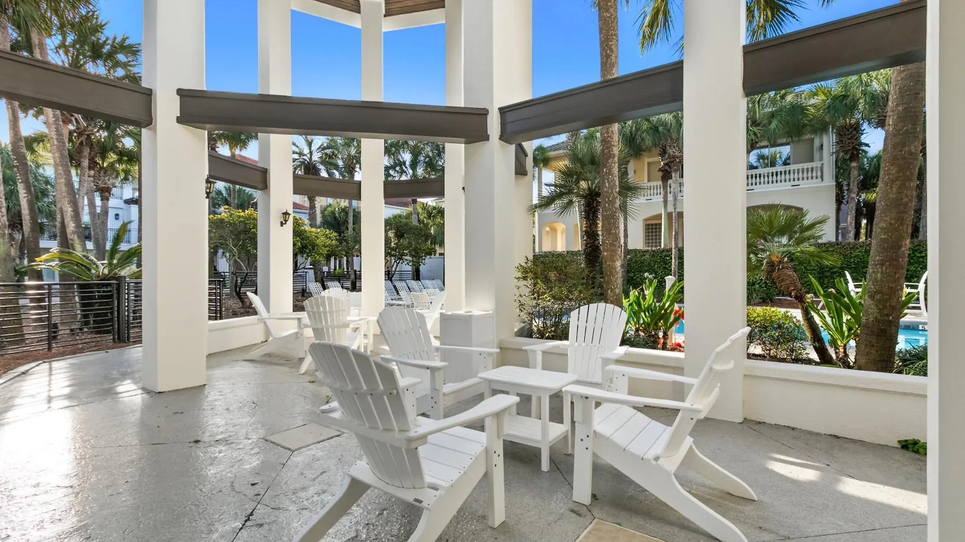 Beach View - Gated Community With Pool Hot Tub Destin